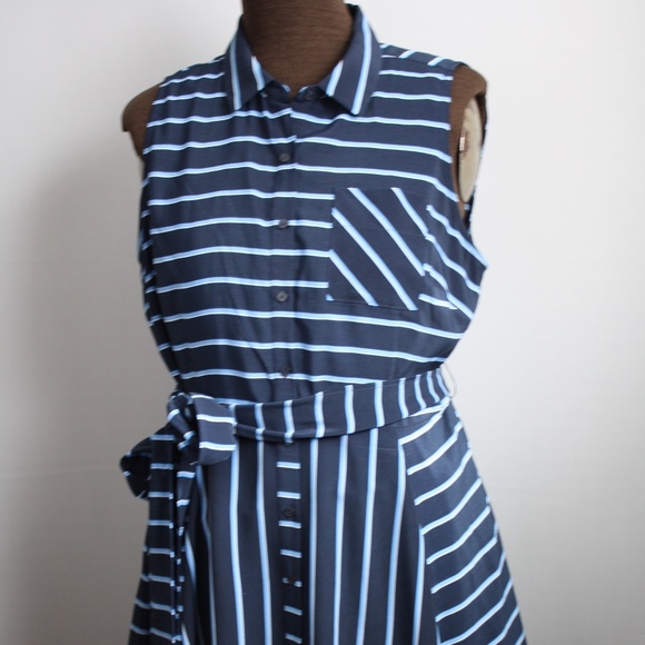 Tommy Hilfiger Dresses & Skirts - Host pick*Tommy Hilfiger Sleeveless Dress Navy